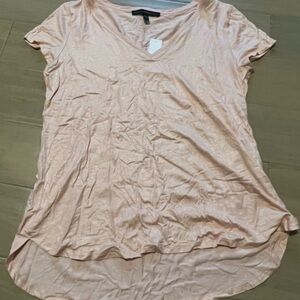 Coral White House Black Market Large V Cut Top